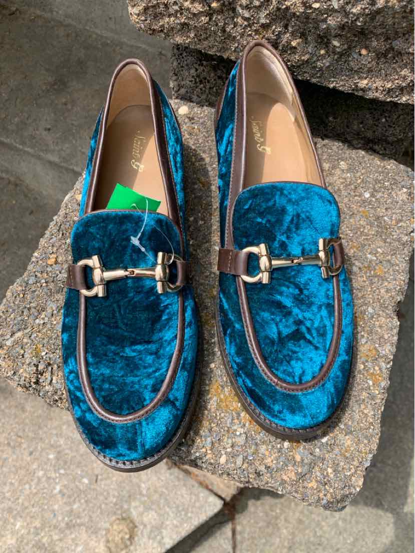 Teal velvet loafers with gold horsebit detail and rounded toes, size 41.