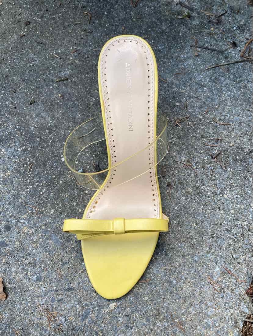 W ADRIENNE VITTADINI YW Size 10 SHOE