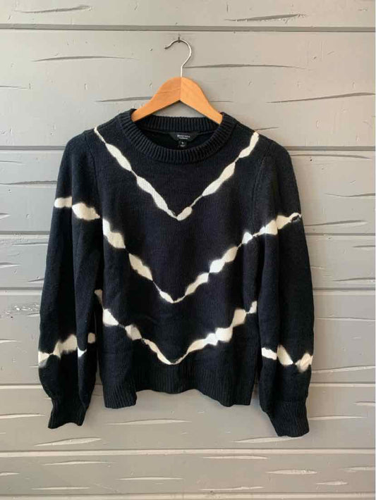 W SIMPLY VERA BK Size MED SW