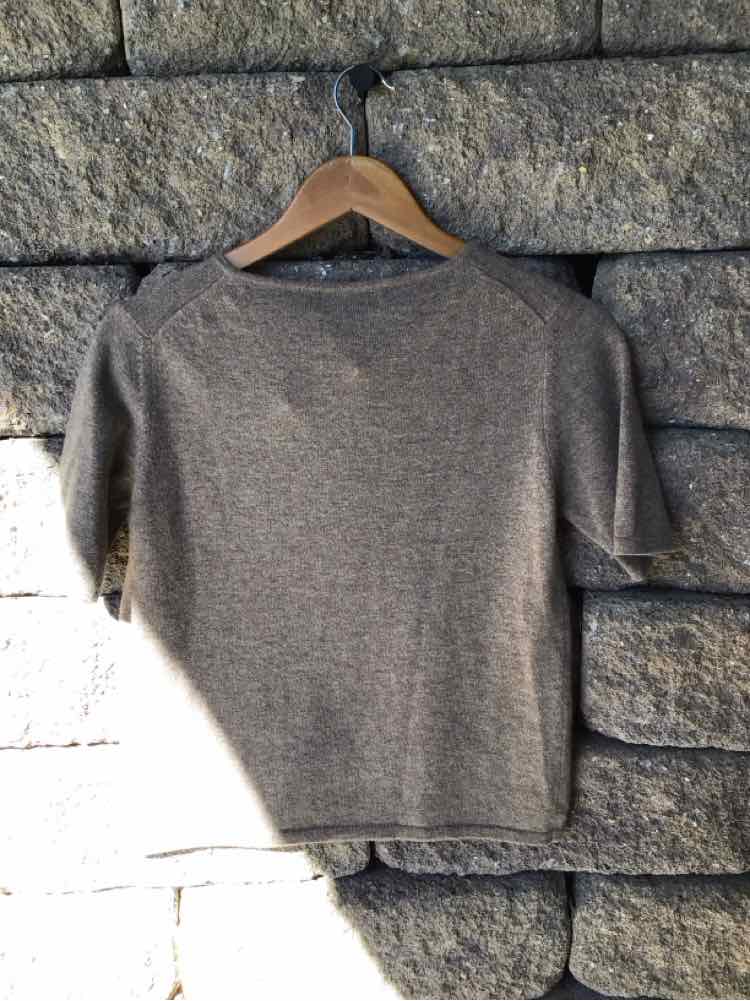 W SUTTON STUDIO BR Size MED SW