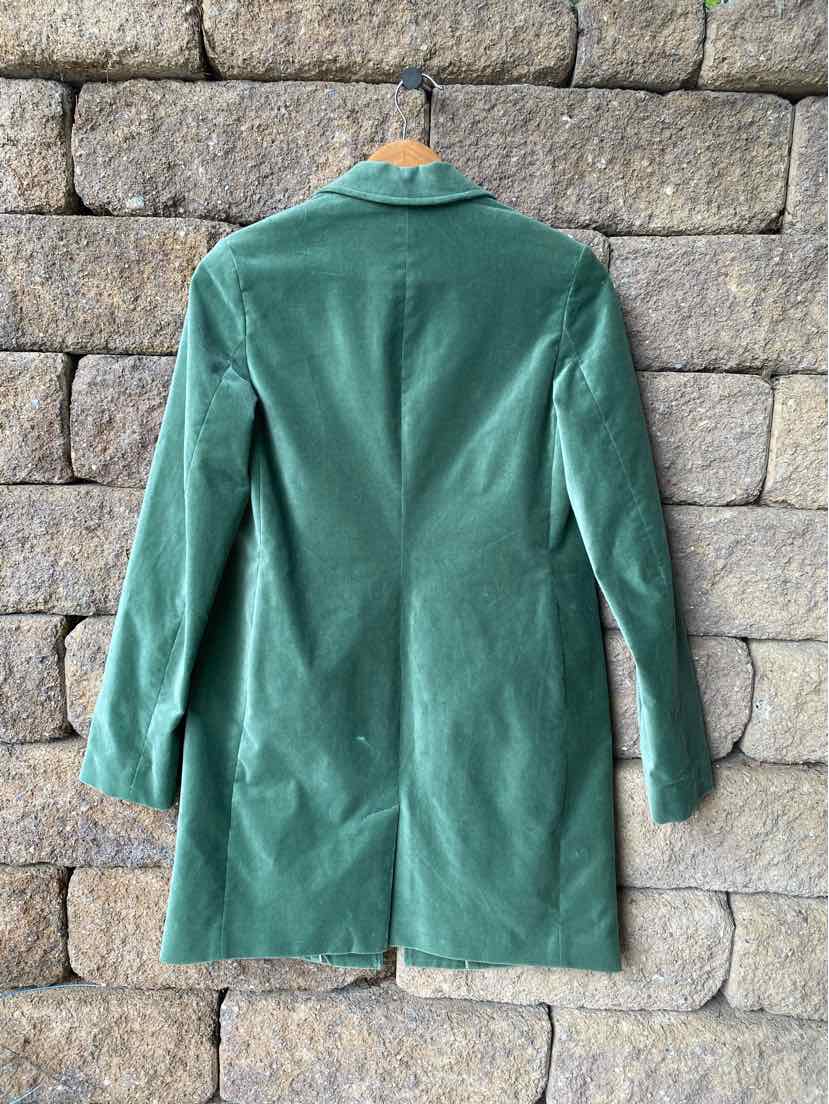 Women's green velvet blazer jacket, long-sleeved with tailored fit, size 4.