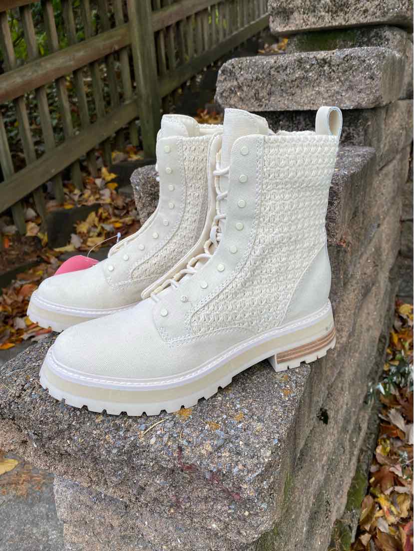 W DOLCE VITA CR Size 8.5 BOOT