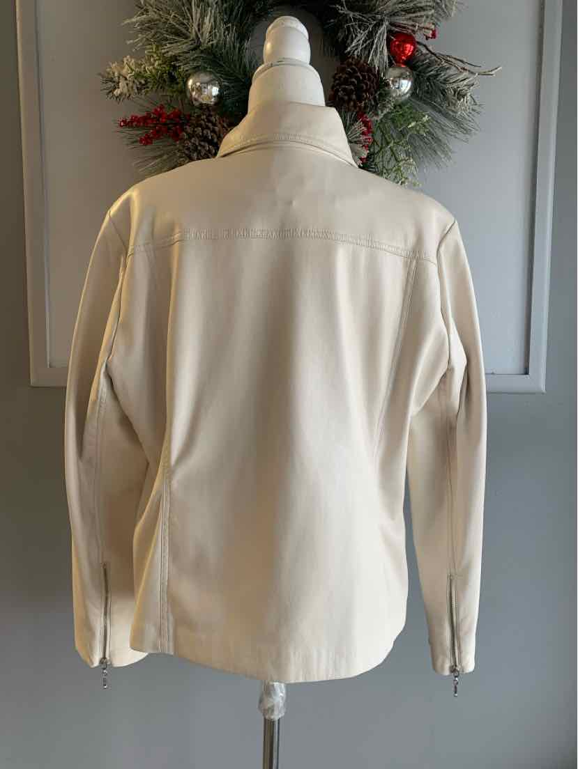 W CHICO CR Size XL OW