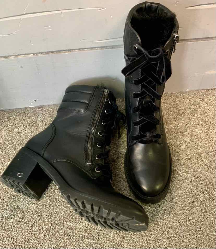 W COACH BK Size 9.5 BOOT