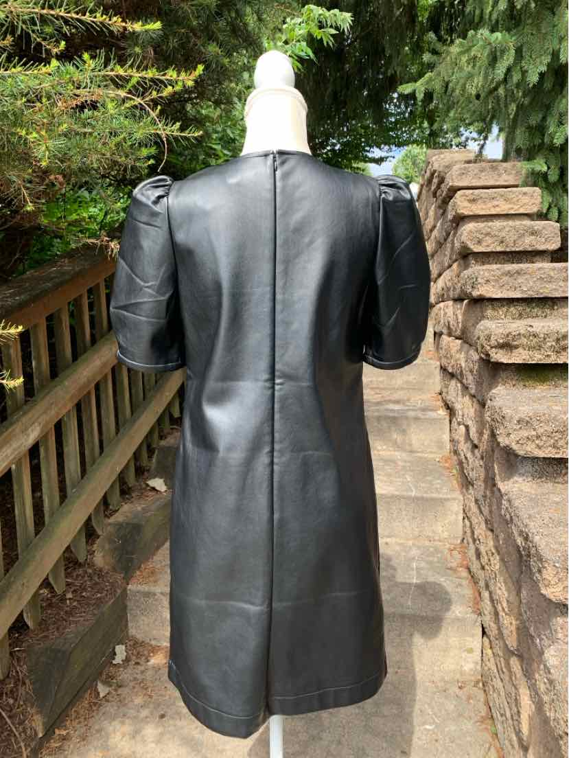 W LOFT BK Size 4 DR