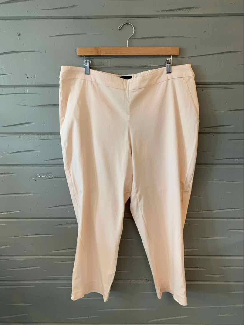 Light beige cropped pants with front zipper and side pockets, size 16.
