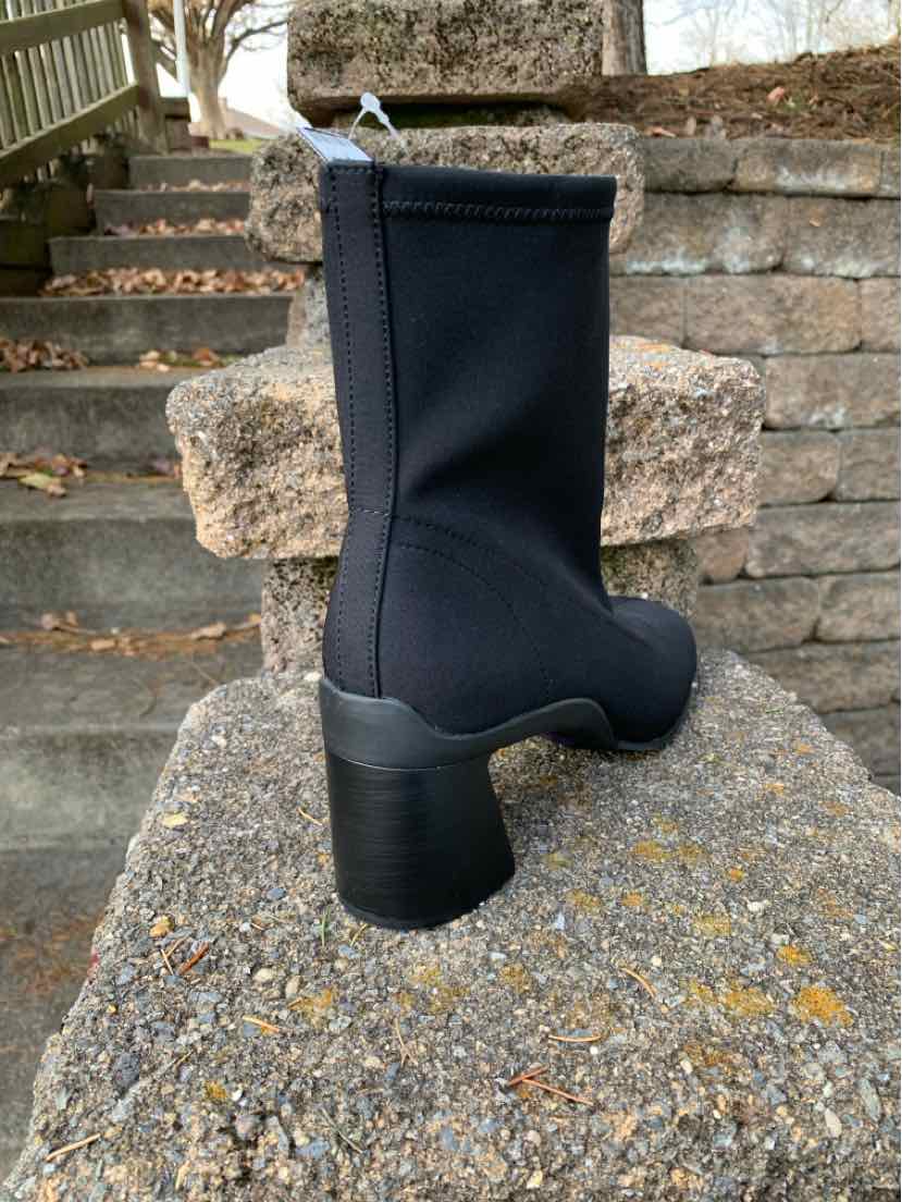 W AEROSOLES BK Size 8.5 BOOT