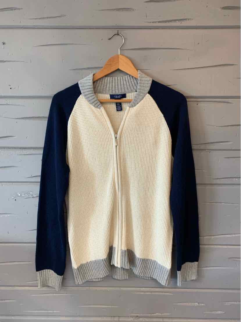 Navy and cream zip-up sweater with gray ribbed collar, cuffs, and hem in size XL.