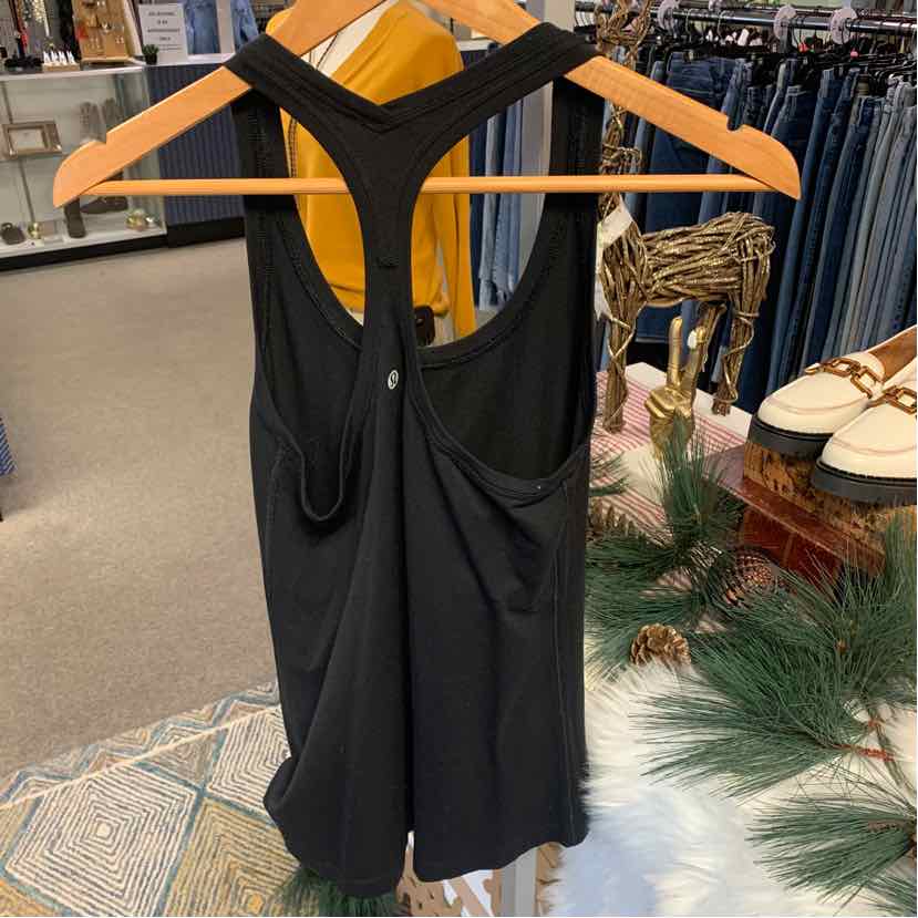 W LULULEMON BK Size SM AW