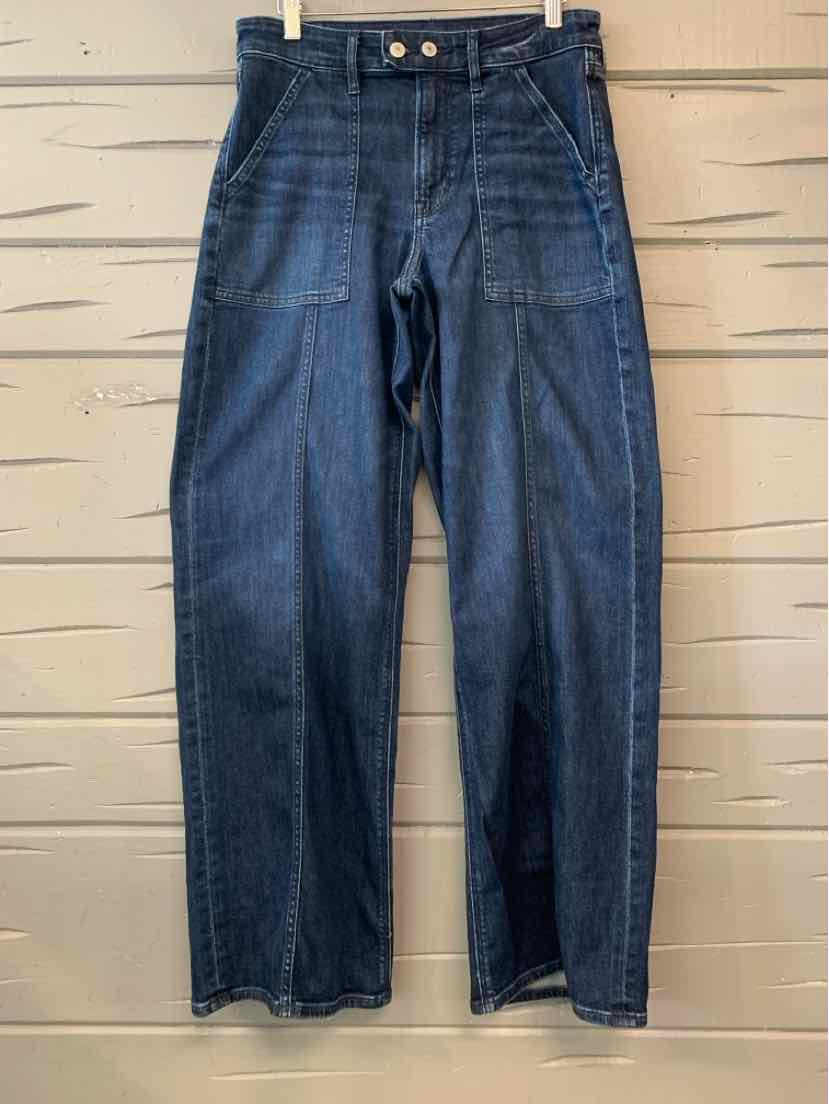 Dark blue American Eagle wide-leg jeans with a high waist, front pockets, button closure, and stitched panels.