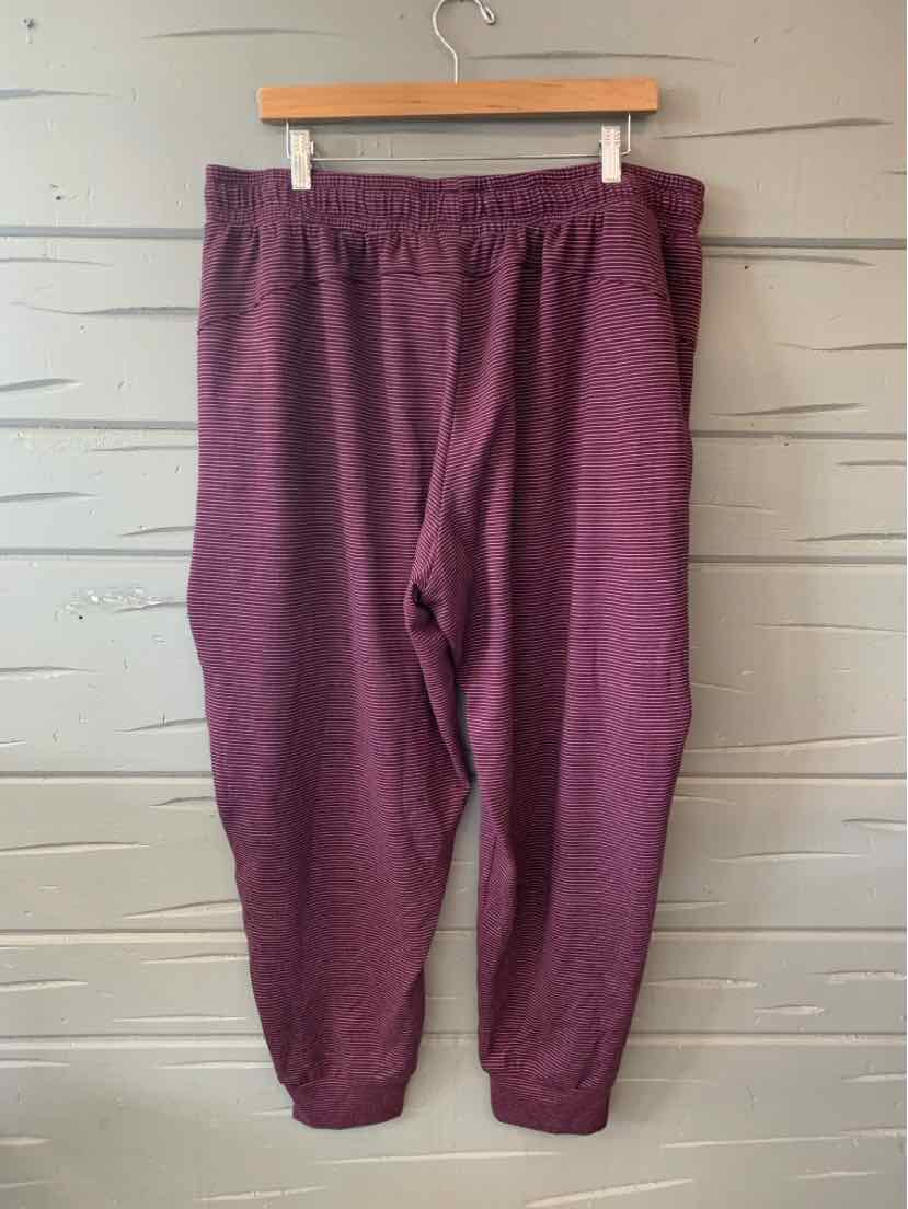 Burgundy striped casual pants with elastic waistband and cuffed ankles in size XXL.