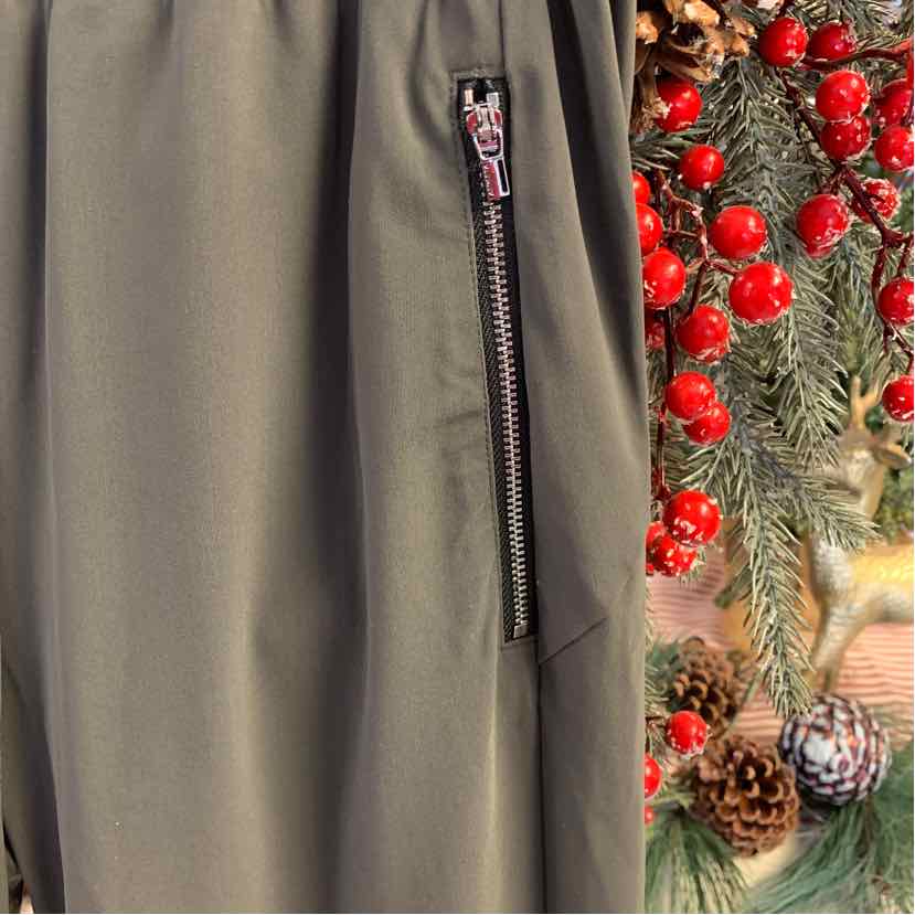 W ATHLETA GY Size SM AW