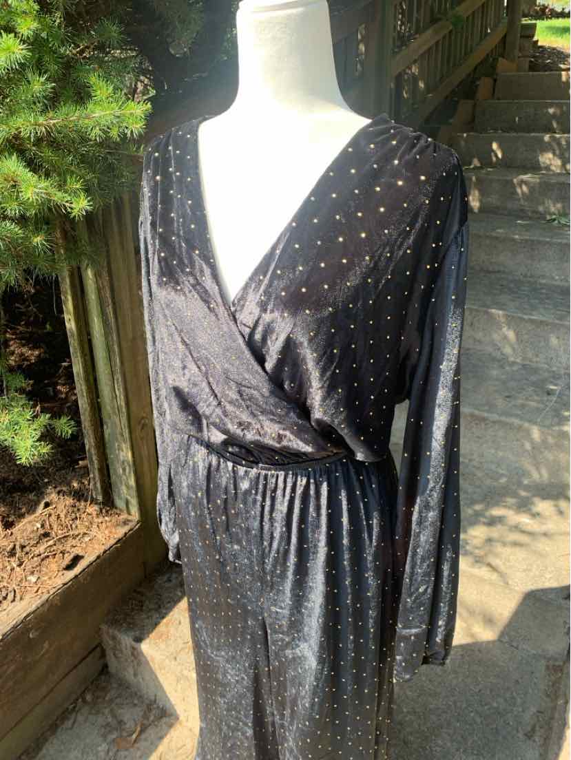 W LANE BRYANT BK Size 18/20 JS
