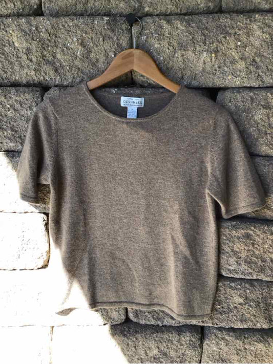 W SUTTON STUDIO BR Size MED SW