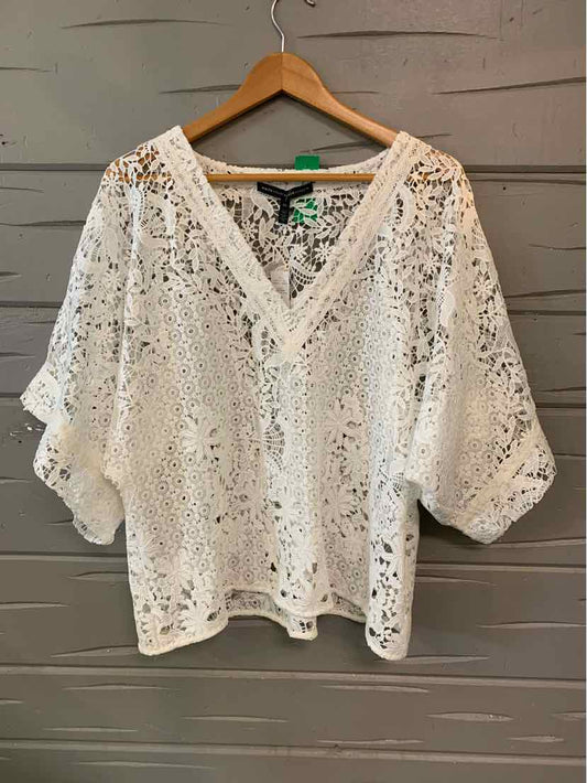 W WHBM WH Size XL T