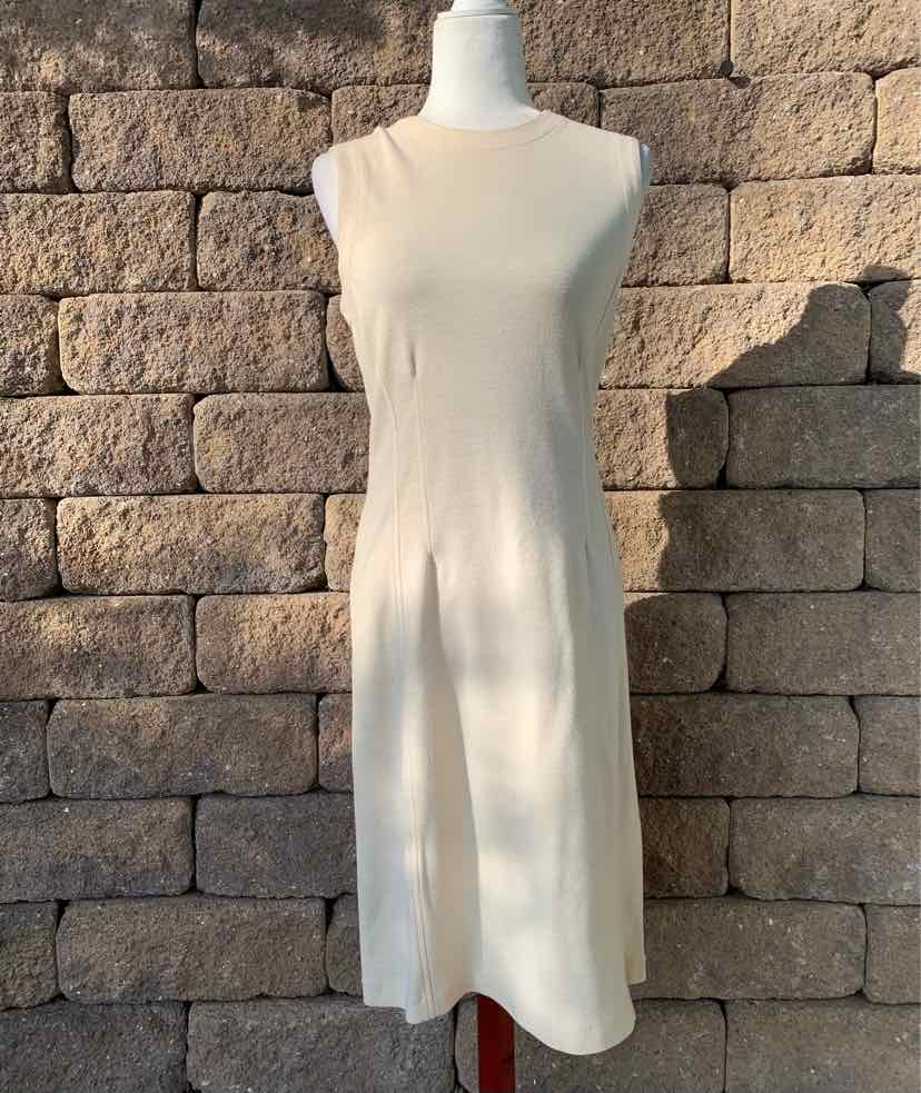 W BANANA REPUBLIC CR Size 8 DR