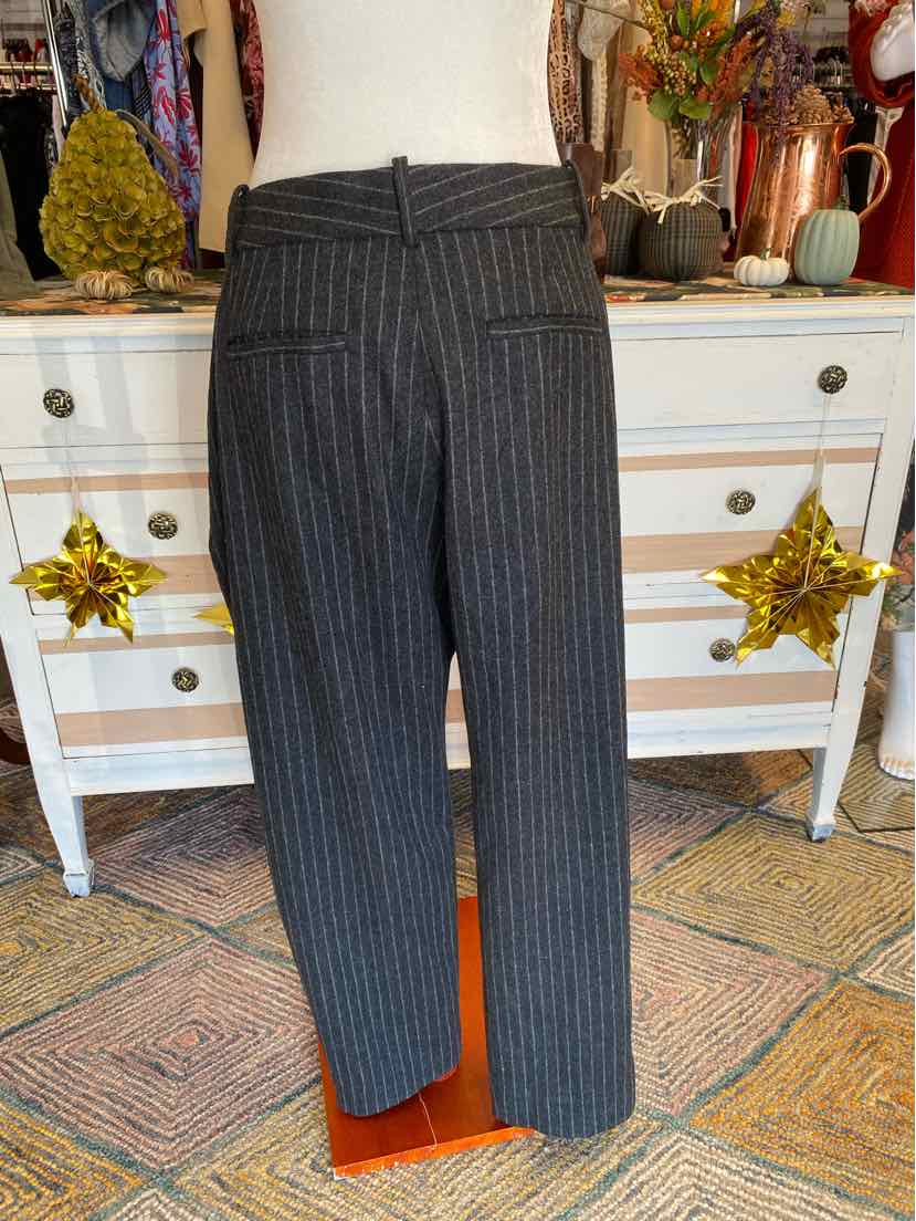 Gray pinstripe tailored trousers with a straight-leg cut and back welt pockets in size 8.