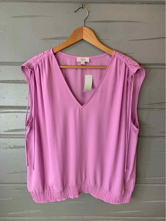 Lavender sleeveless top with V-neck and gathered elastic hem, size XL.