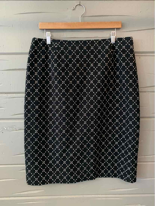 W TALBOTS BK Size 16 SK
